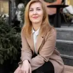 Miriam Weber